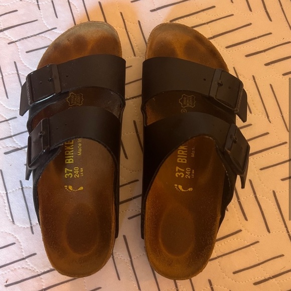 Women’s Birkenstocks - Picture 5 of 5